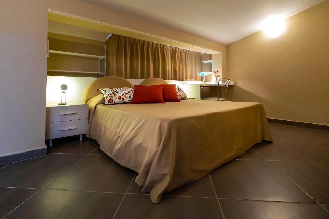 Villa San Lorenzo Palermo 0*,  Italien